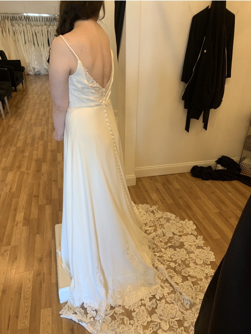 Brand NEW Oxford Street 2023 PA1221 Lace-Trim Bridal Dress with V-Back